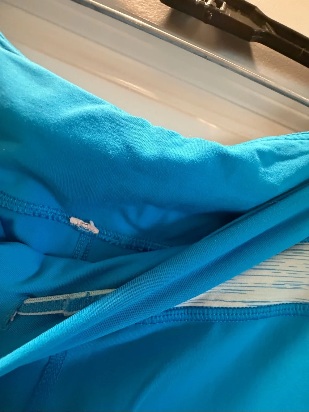 Women’s Bright Blue Lululemon Capri Leggings with Contrast Waistband